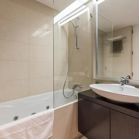 Edificio Foz Palace Da Rocha 2 Bedroom Appartamento *